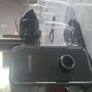 Masticating juicer iwodtech